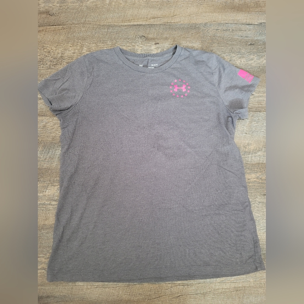 Women's Under Armour shirt